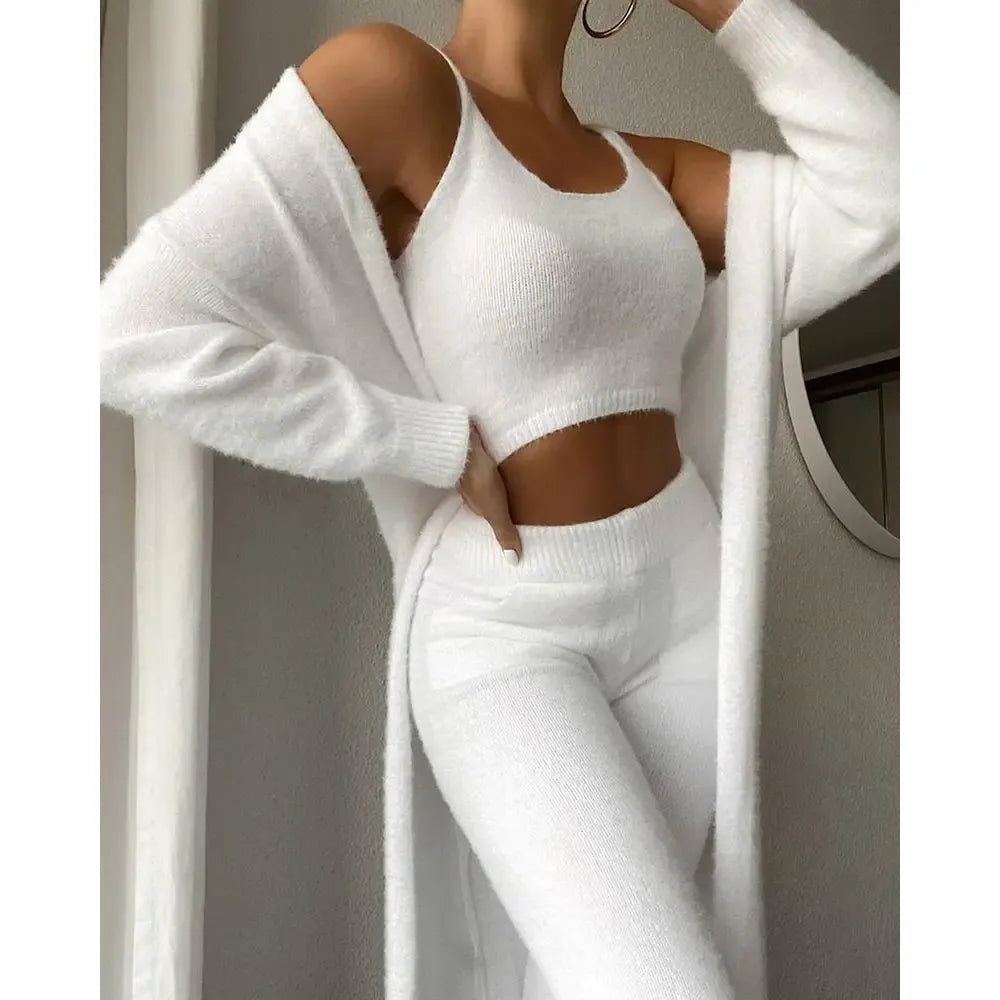 Kavari Royale 3-Piece Fleece Loungewear Set – Ultra Soft Comfort Wear