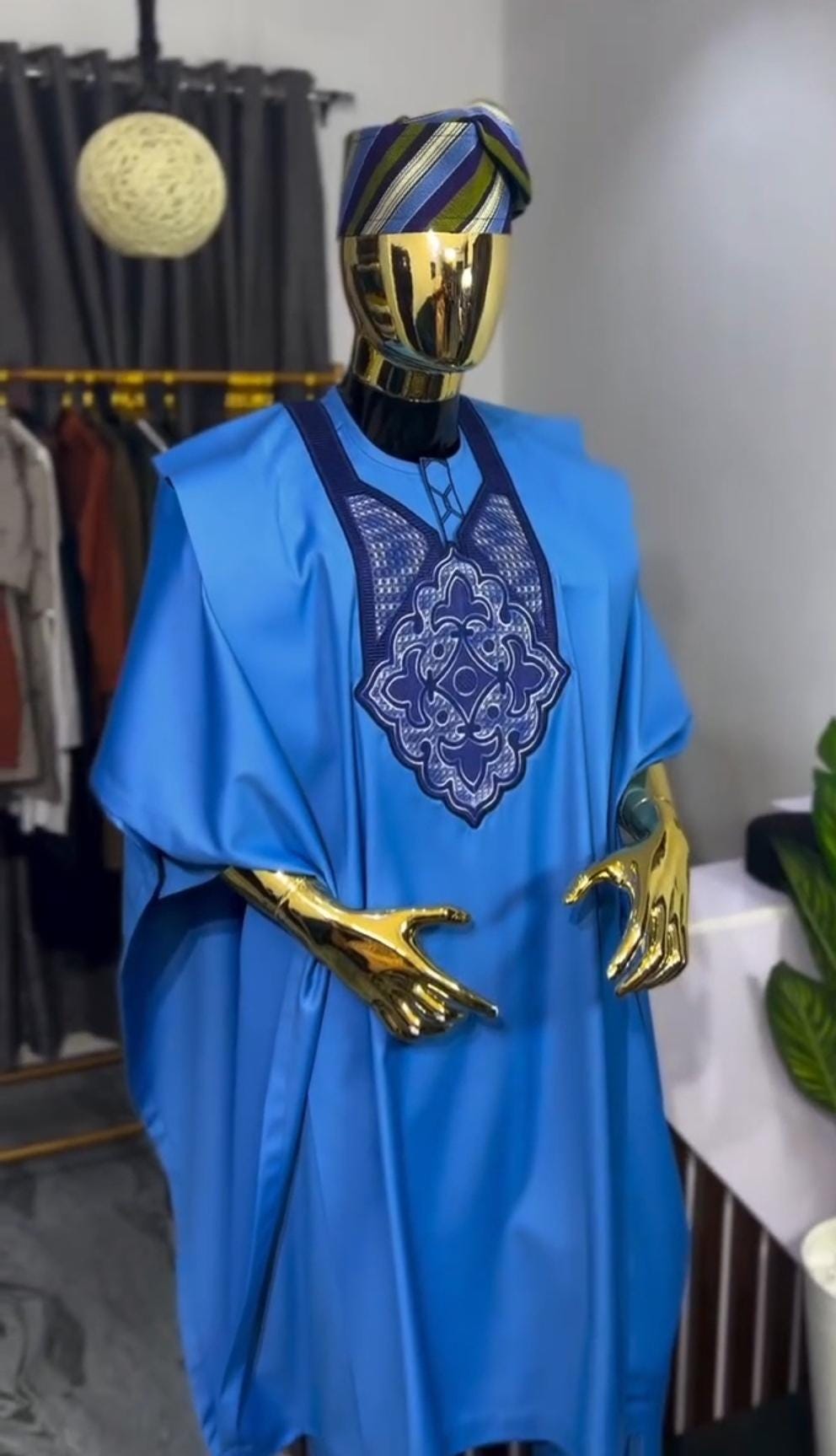 Kavari Royale Blue African Agbada 3-Piece Outfit – Handmade Men’s Wedding & Groomsmen Suit