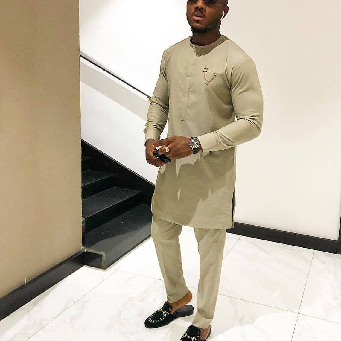 Kavari Royale Senator Suit – Men’s African Traditional Wear & Kaftan Style Outfit